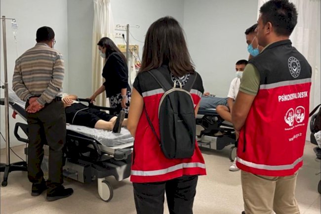 Yaralıların durumları hakkında bilgi aldı 