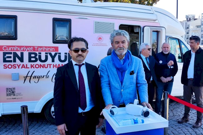 TOKİ TANITIM ARACI ÇANAKKALE'DE  PROJELER VATANDAŞLARA TANITILDI 