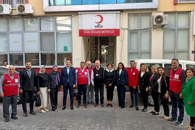 AK Parti’den Kızılay ziyareti 