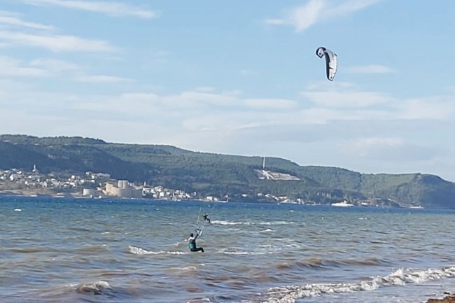 Yeni Kordon’da sörf keyfi 