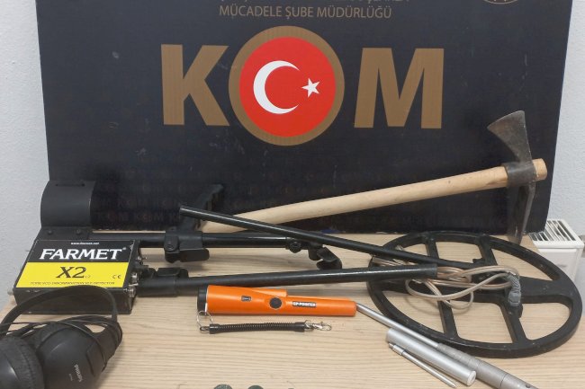 Tarihi eserler ele geçirildi