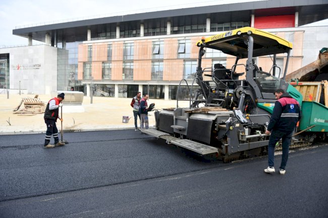 Üstyapı çalışmaları devam ediyor