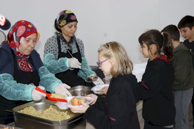 Çanakkale’de 10 bin öğrenciye yemek imkanı
