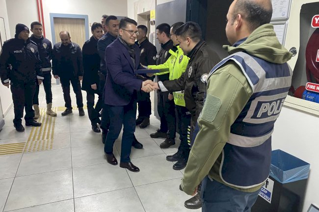 Göktaş, personelleri yalnız bırakmadı
