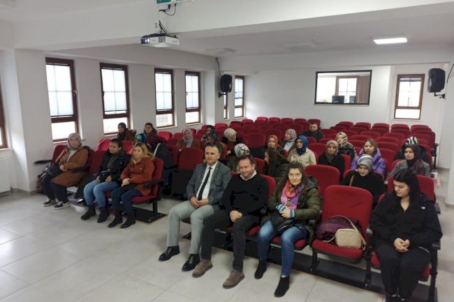 VELİLERE SEMİNER VERİLDİ