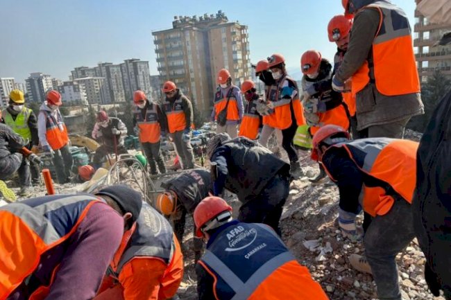 Asrın felaketinde 900’e yakın ÇOMÜ mensubu mücadele ediyor!