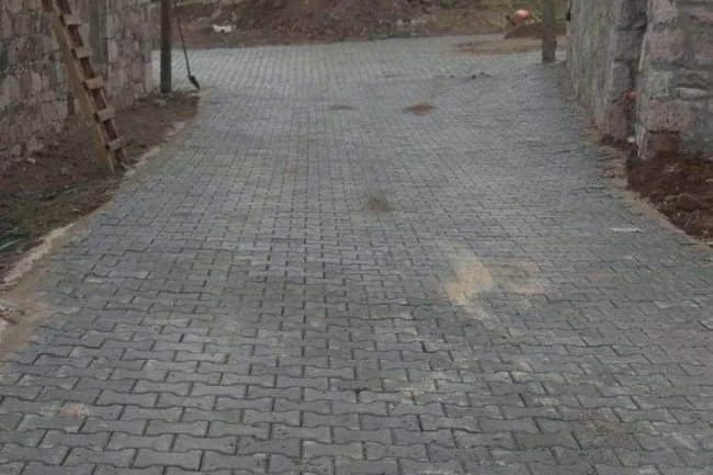 Tamış Köyü’ne parke taşı