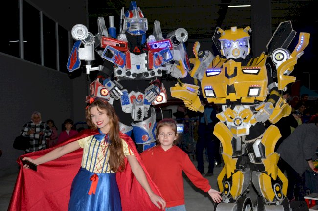 Lapseki’de Çocuklar Doyasıya Eğlendi