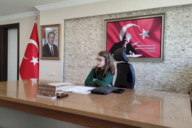 Öğrenci Tusem, Temsili Makam Koltuğuna Oturdu