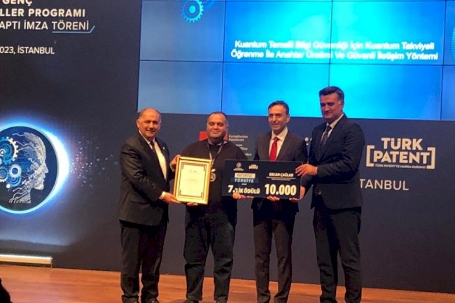 Akademisyenler Yarıştı