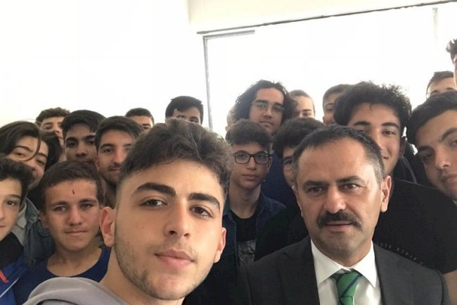 Vali Aktaş Öğrencilerle Buluştu