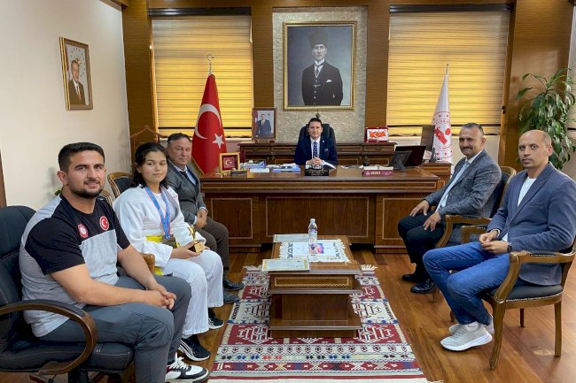 Göktaş, Judo Türkiye Şampiyonunu Makamında Kabul Etti
