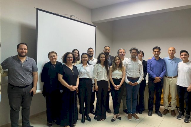 Öğrenciler Seminerde Buluştu