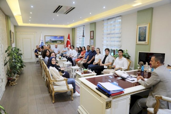 İlhami Aktaş öğrencileri ödüllendirdi