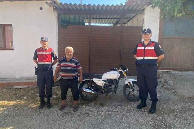 Üç köyde 4 motosiklet çalındı