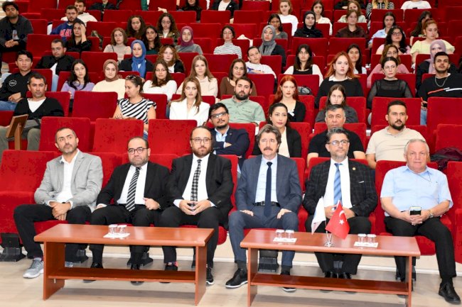 Siyasal Bilgiler Fakültesi’nin Akademik Yılı açılış dersi yapıldı