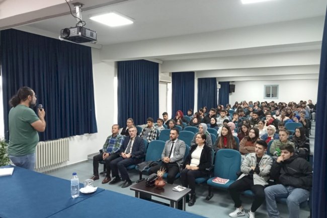 Yenice MYO’da Üniversite ve Yaşam Konulu Oryantasyon Eğitimi