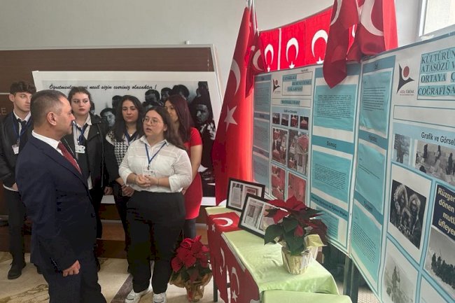 Öğrenciler projelerini sergiledi