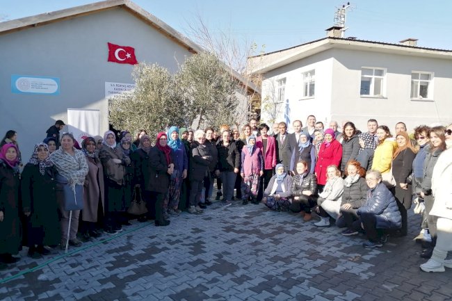 “Kadın çiftçilerimizin yanındayız”