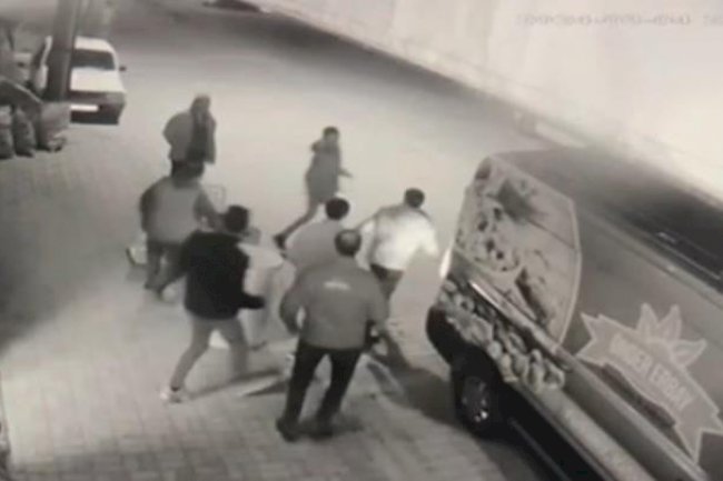 DEPREM PANİĞİ KAMERAYA YANSIDI