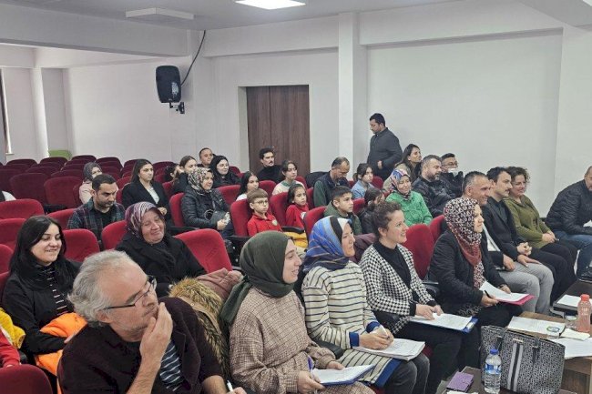 İSTİKLÂL MARŞI'NI GÜZEL OKUMA YARIŞMASI İLÇE FİNALLERİ YAPILDI