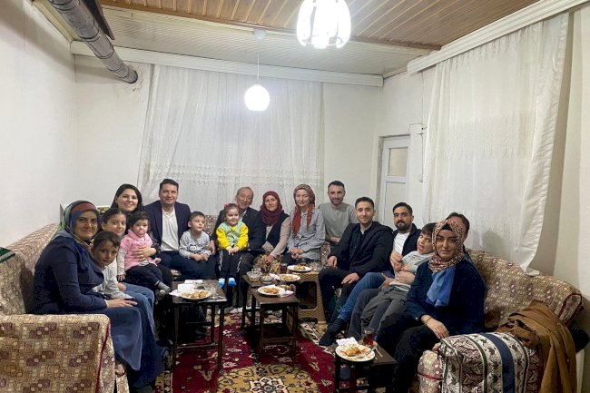 Kaymakam Göktaş, köy sakinleriyle iftar yaptı