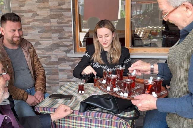 Başkan Çelik’ten kahvehane ziyareti