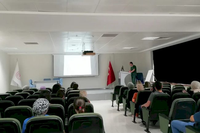 Sağlık personeli eğitime katıldı