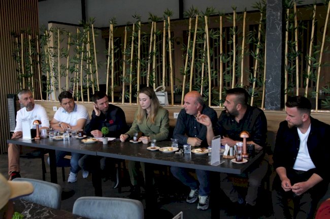 Başkan Çelik personelle toplantı yaptı