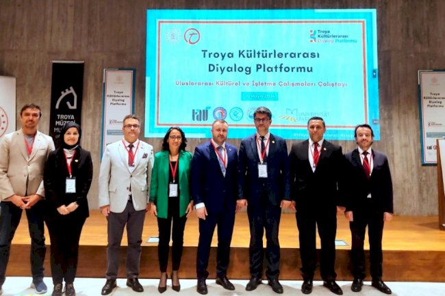Rektör Erenoğlu kültür tabanlı projelerin önemine değindi