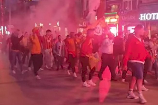 Galatasaray taraftarları şampiyonluğu kutladı