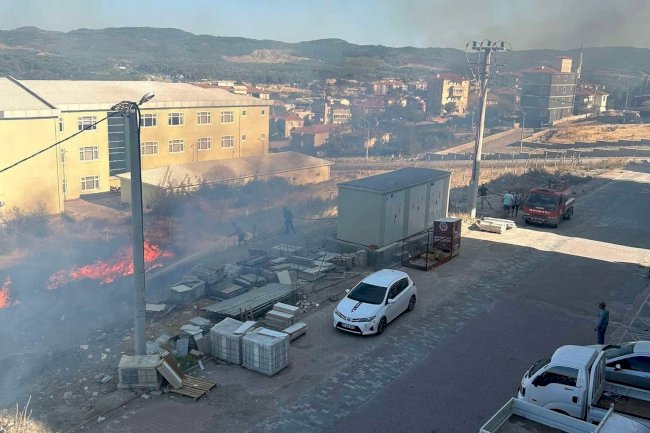 Otluk alanda çıkan yangın söndürüldü