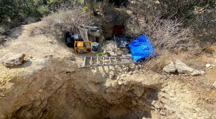 İzinsiz kazı yapan 2 şahıs yakalandı