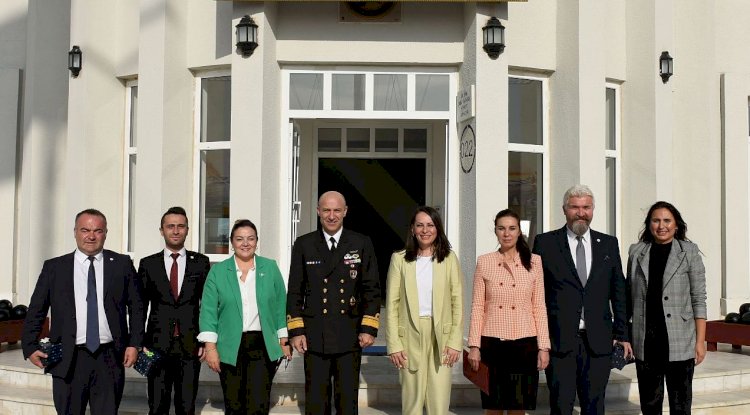 Tema Vakfı’na fidan bağışı
