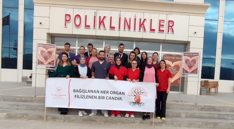 Hastanede organ bağışı standı 
