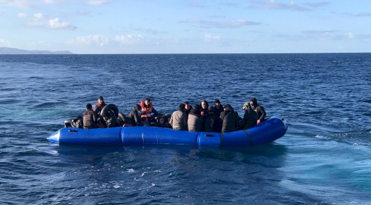 35 düzensiz göçmen kurtarıldı