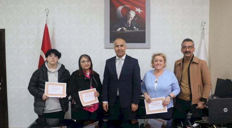 Biga’da Öğrencilere Teşekkür Belgesi Verildi 