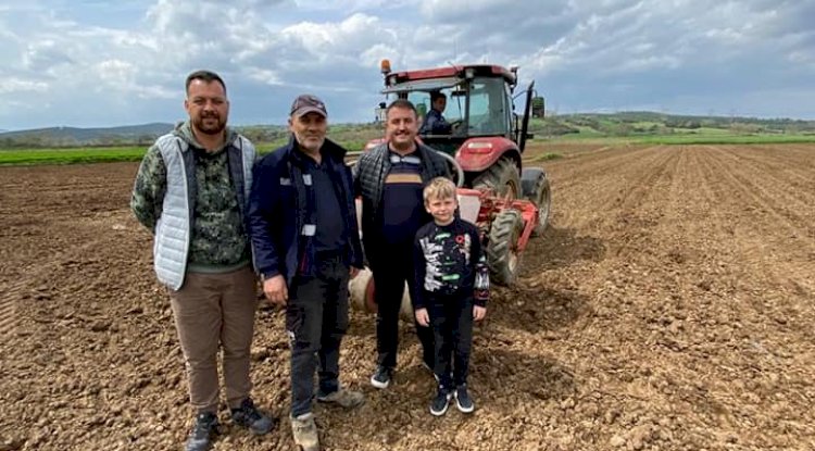 Fevzi Atmaca Üreticilerden Bilgi Aldı