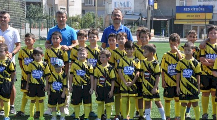 Biga Kaymakamı Erdinç Dolu ödül törenine katıldı