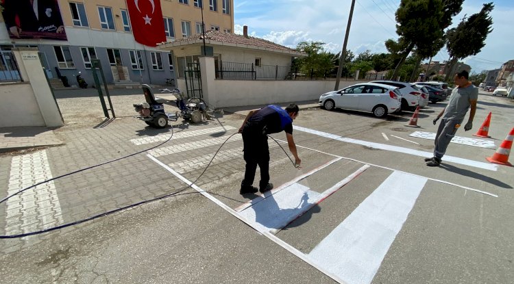Gelibolu'da yol çizgileri yenilendi