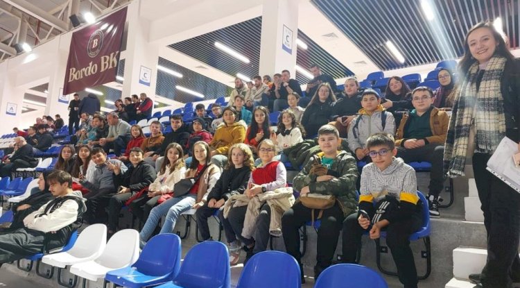 Cumhuriyet Ortaokulu Öğrencilerine Bandırma Gezisi