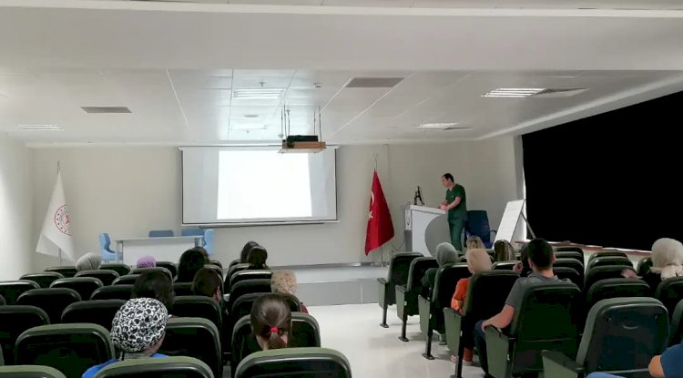 Sağlık personeli eğitime katıldı