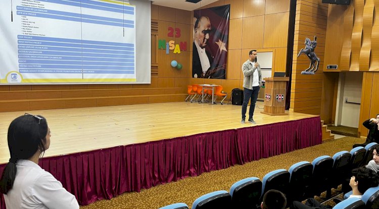 Kolej öğrencilerine çalışmalar hakkında bilgi verildi