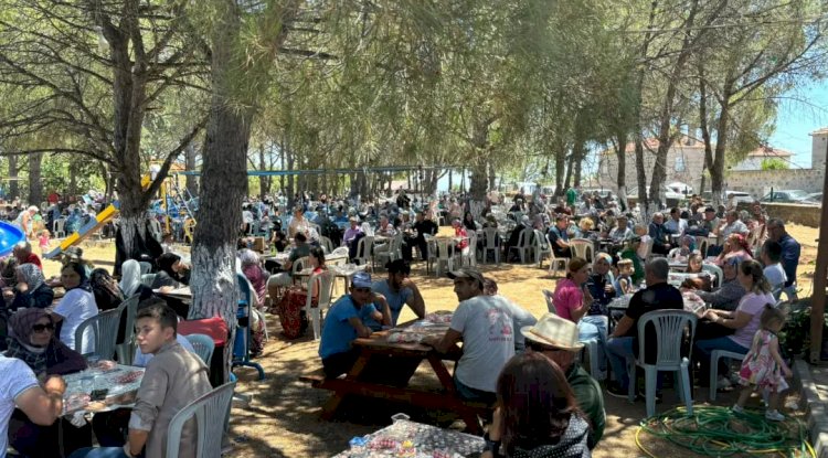 Kaymakam Sak köy hayırına katıldı