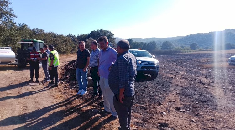 Yangın bölgesinde incelemelerde bulundu