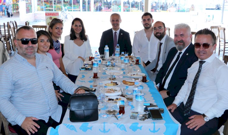 Avukatlar kahvaltıda buluştu