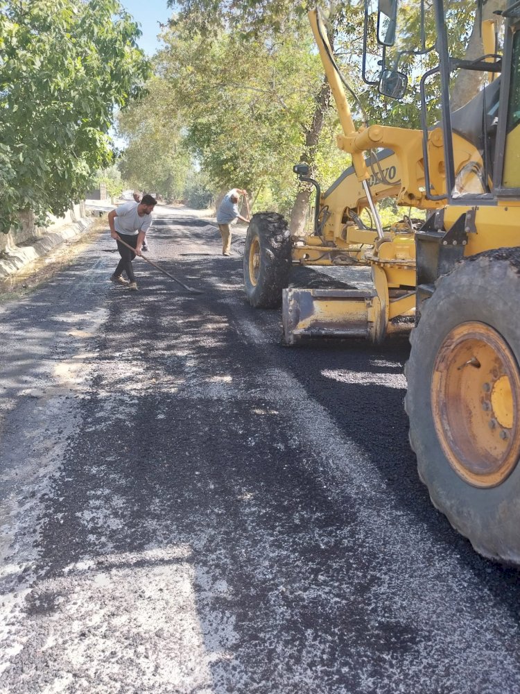Köy yolları onarılıyor 