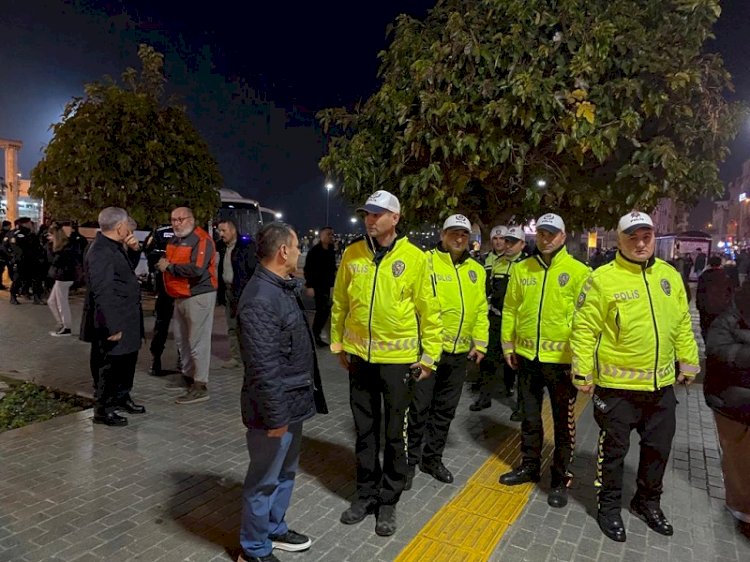 Yeni yıla çalışarak girdiler