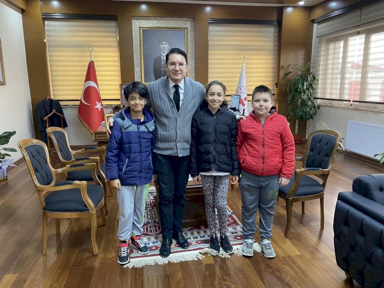 Küçük Öğrencilerden Anlamlı Destek