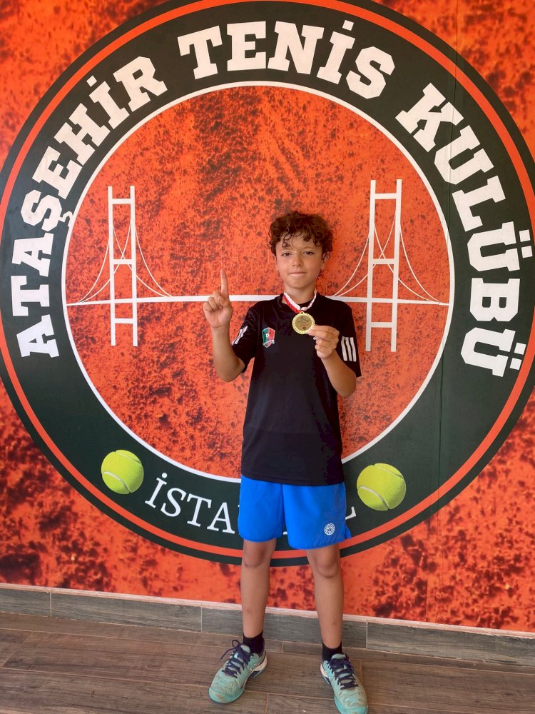Teniste birincilik